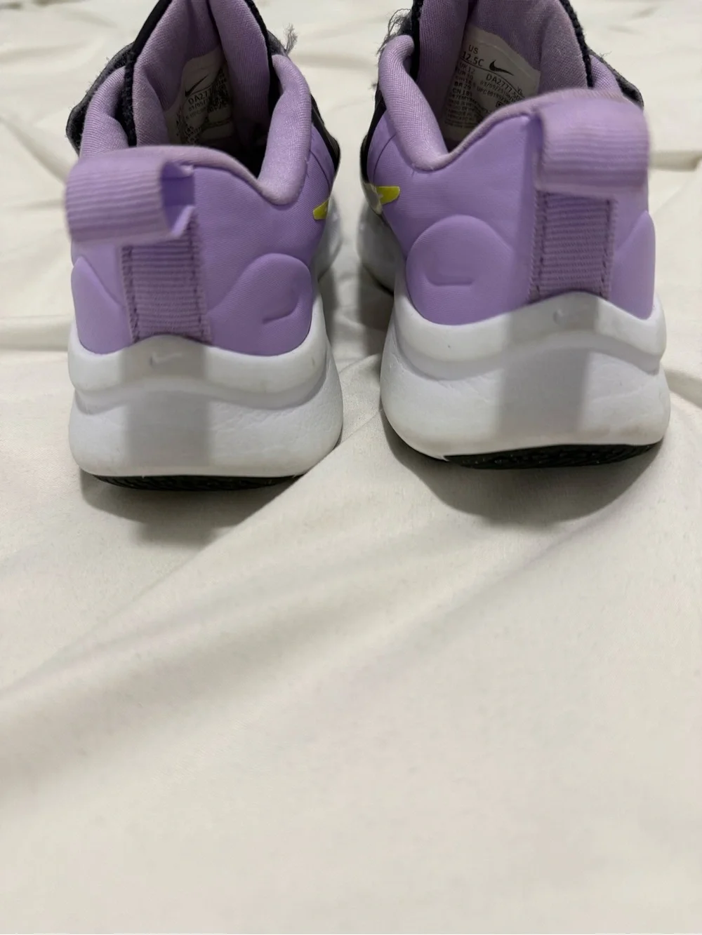 Nike Kids Black & Lilac Sneakers with Yellow Swoosh